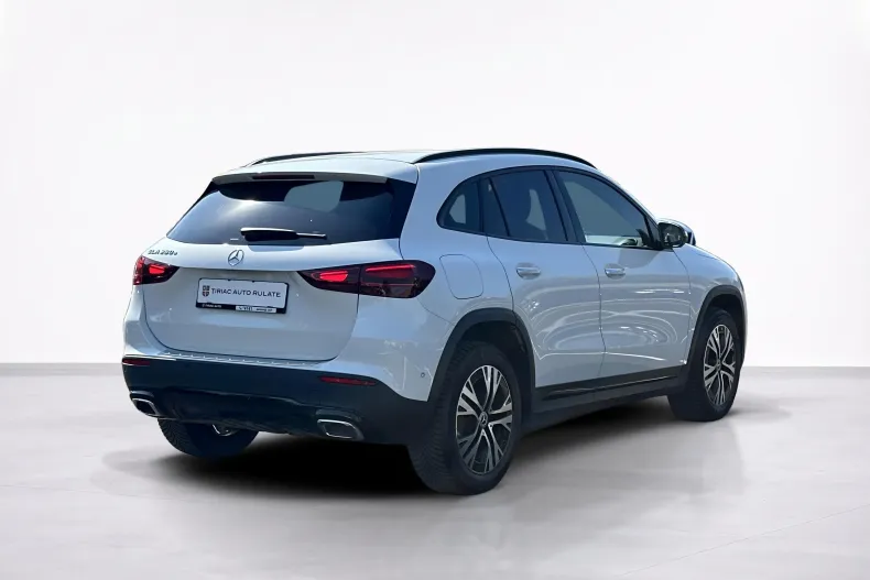 Mercedes-Benz GLA 250 (Clasa GLA) din 2024 cu 114.955 km - oferta MER237842 - foto 5