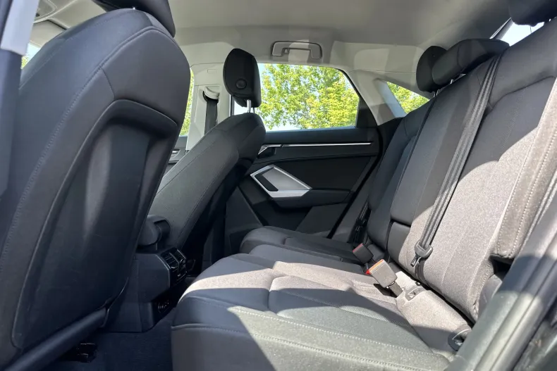 Audi Q3 din 2022 cu 83.016 km - oferta AUD237845 - foto 12