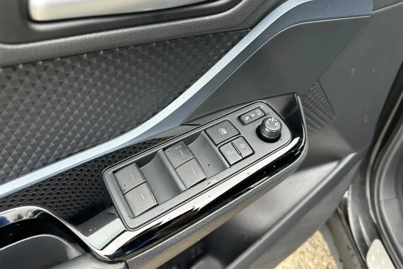 Toyota C-HR din 2021 cu 122.381 km - oferta TOY237846 - foto 14