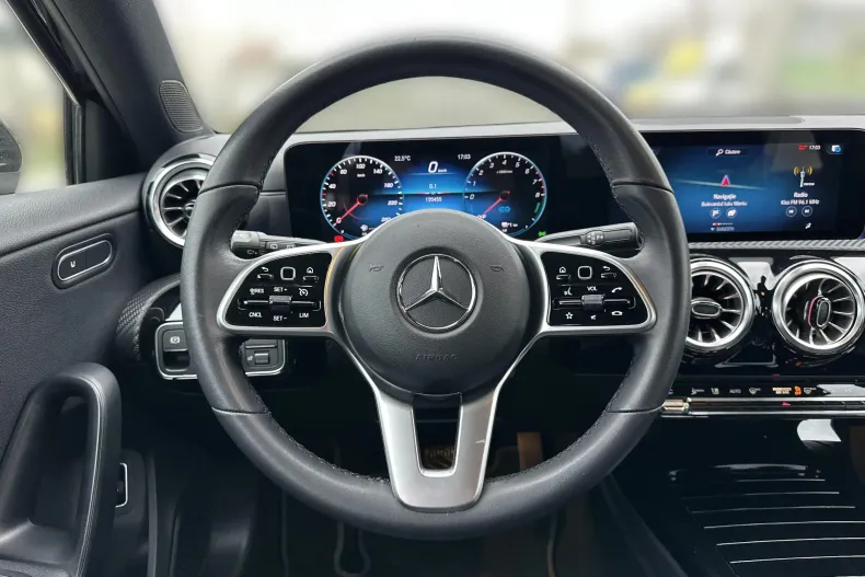 Mercedes-Benz A 250 (Clasa A) din 2022 cu 120.455 km - oferta MER237847 - foto 16