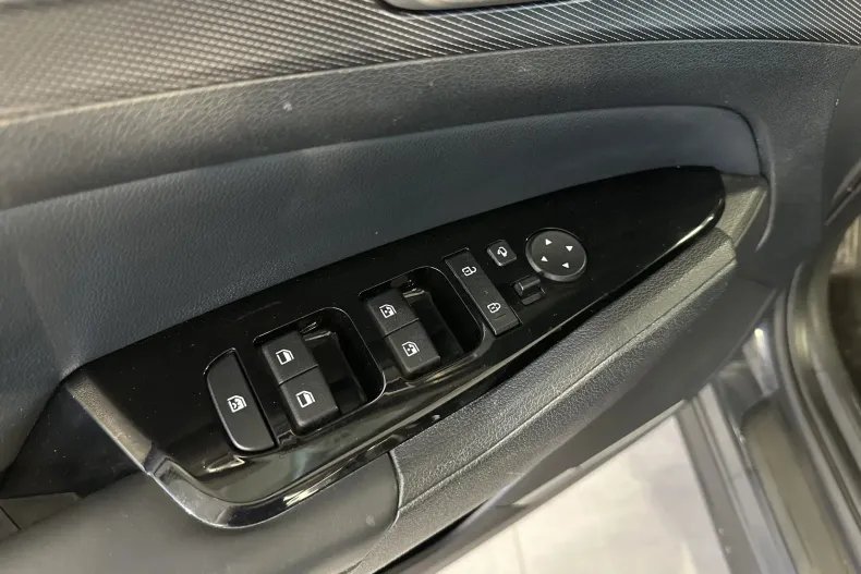 Kia Sportage din 2022 cu 74.104 km - oferta KIA237850 - foto 14