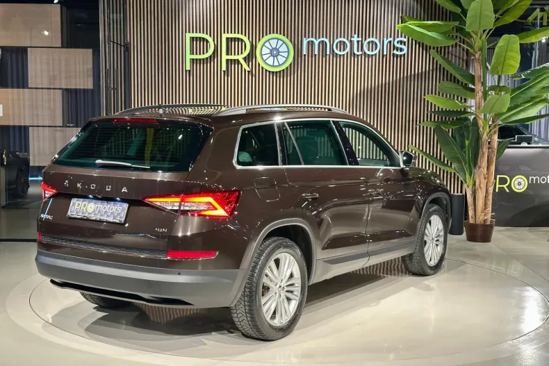 Skoda Kodiaq din 2020 cu 60.300 km - oferta SKO237854 - foto 4