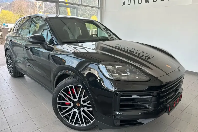 Porsche Cayenne din 2025 cu 9.900 km - oferta POR237859 - foto 1