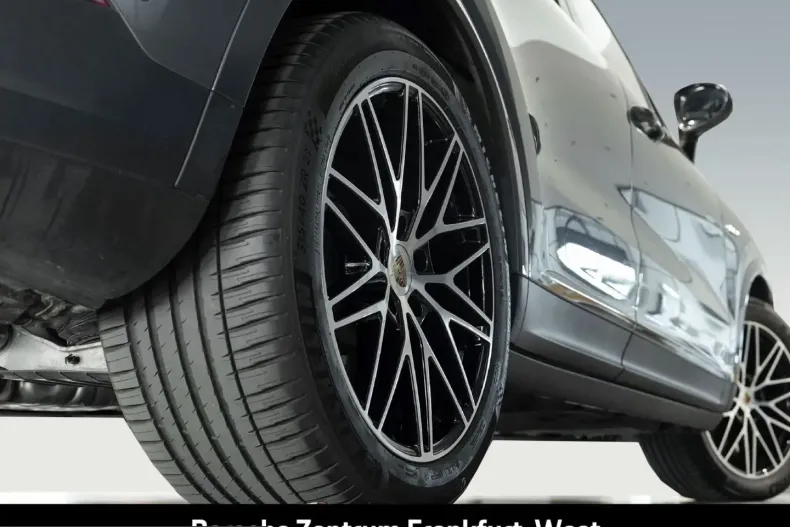 Porsche Cayenne din 2024 cu 26.600 km - oferta POR237862 - foto 5