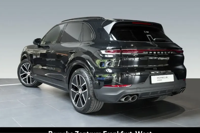 Porsche Cayenne din 2025 cu 37.650 km - oferta POR237863 - foto 3