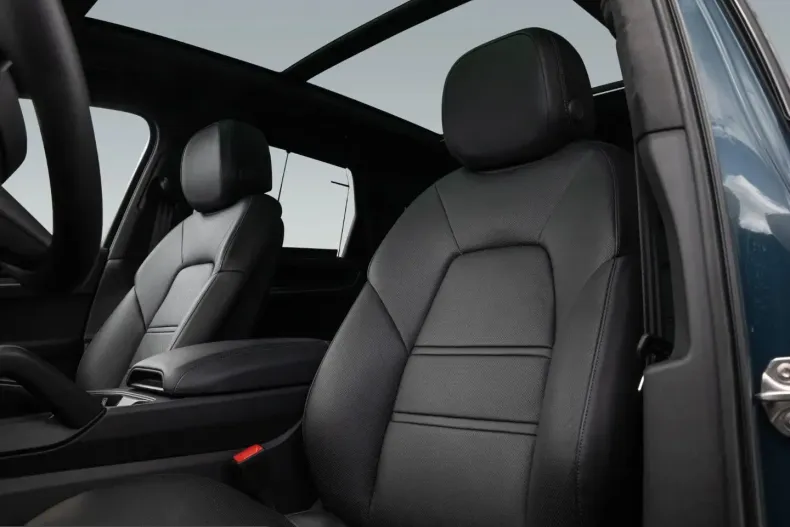 Porsche Cayenne din 2023 cu 3.300 km - oferta POR237868 - foto 5