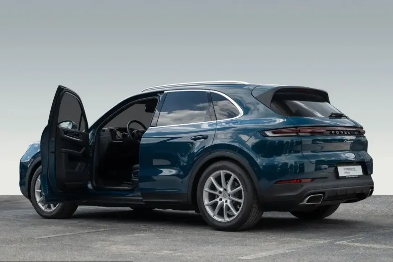 Porsche Cayenne din 2023 cu 3.300 km - oferta POR237868 - foto 7