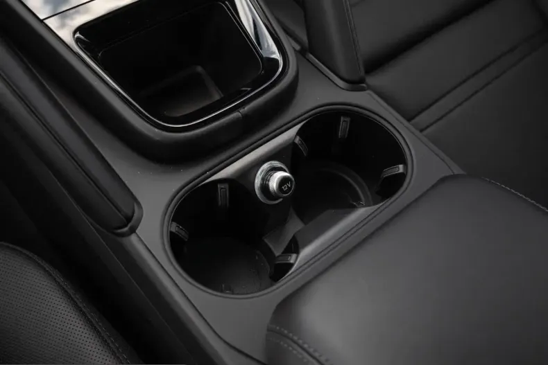 Porsche Cayenne din 2023 cu 3.300 km - oferta POR237868 - foto 26