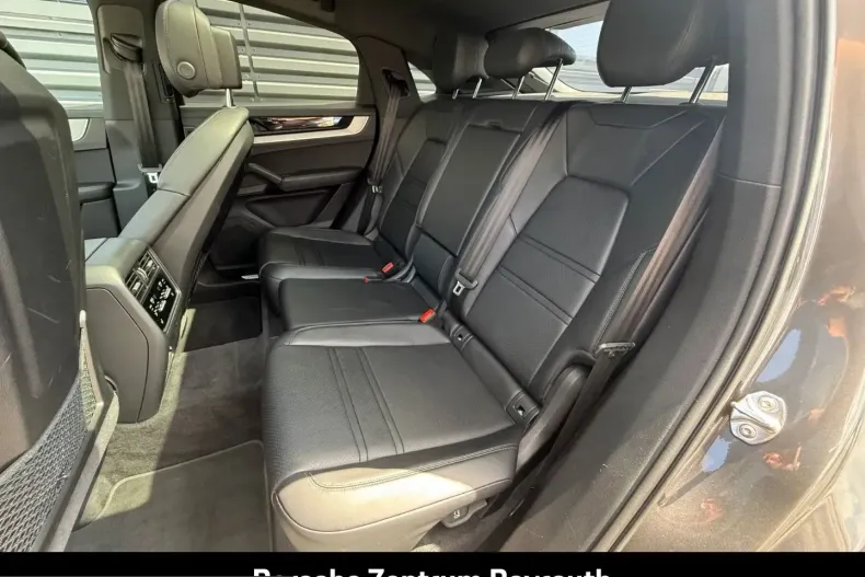 Porsche Cayenne din 2023 cu 29.500 km - oferta POR237870 - foto 15