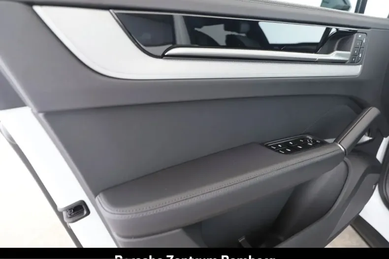Porsche Cayenne din 2024 cu 9.900 km - oferta POR237871 - foto 14