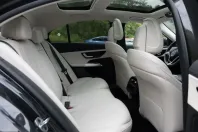Mercedes-Benz E 200 (Clasa E) din 2025 cu 3.230 km - oferta MER237872 - foto 2
