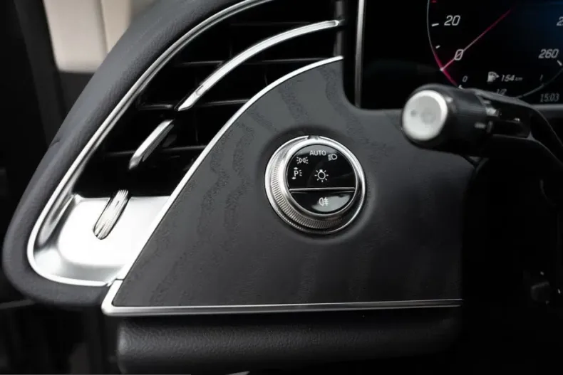Mercedes-Benz E 200 (Clasa E) din 2025 cu 3.230 km - oferta MER237872 - foto 19