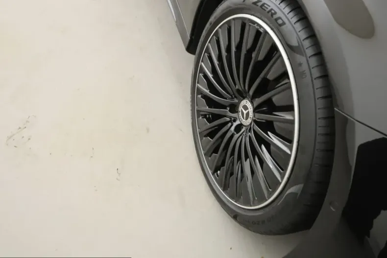 Mercedes-Benz E 220 (Clasa E) din 2025 cu 40.541 km - oferta MER237874 - foto 21