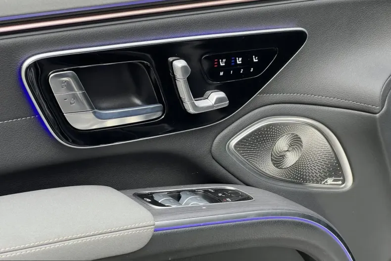 Mercedes-Benz EQS (Clasa S) din 2025 cu 17.503 km - oferta MER237875 - foto 7