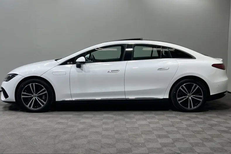 Mercedes-Benz EQE (Clasa E) din 2025 cu 19.252 km - oferta MER237876 - foto 17
