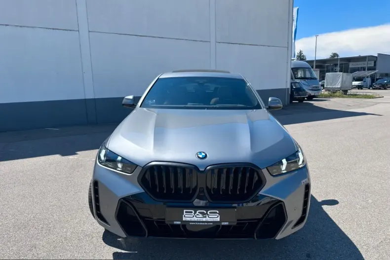 BMW X6 (Seria X) din 2025 cu 11.000 km - oferta BMW237884 - foto 1
