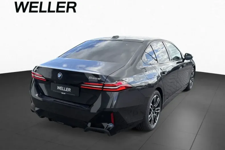 BMW 550 (Seria 5) din 2025 cu 12.563 km - oferta BMW237888 - foto 3