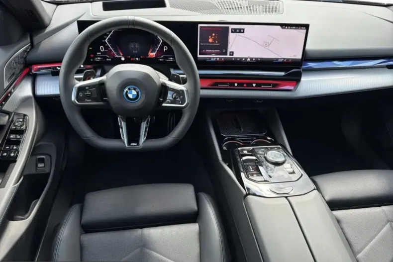 BMW 550 (Seria 5) din 2025 cu 12.563 km - oferta BMW237888 - foto 10
