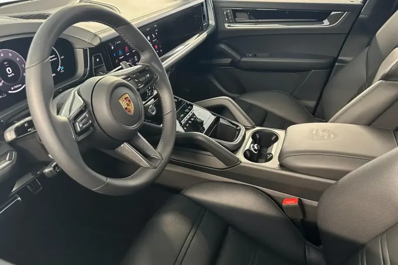 Porsche Cayenne din 2024 cu 3.000 km - oferta POR237890 - foto 13