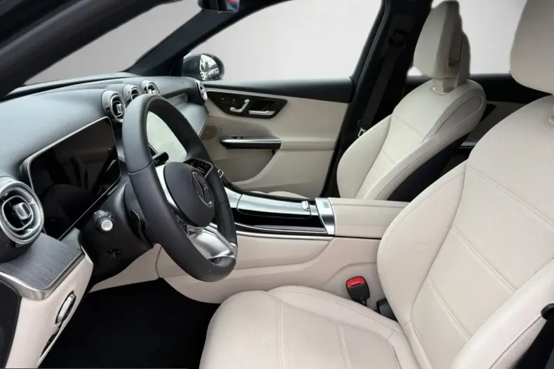 Mercedes-Benz GLC 300 (Clasa GLC) din 2025 cu 19.168 km - oferta MER237892 - foto 2