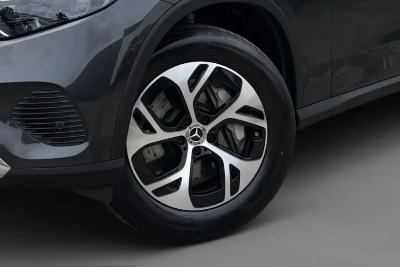 Mercedes-Benz GLC 300 (Clasa GLC) din 2025 cu 19.168 km - oferta MER237892 - foto 11