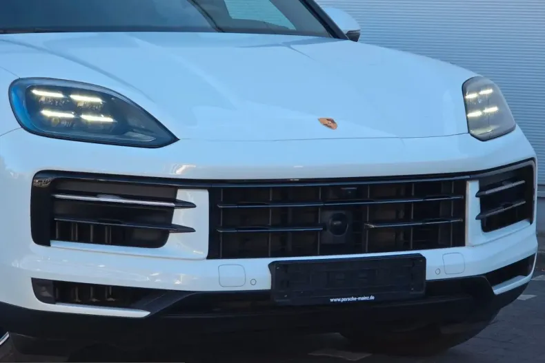 Porsche Cayenne din 2023 cu 18.212 km - oferta POR237895 - foto 2