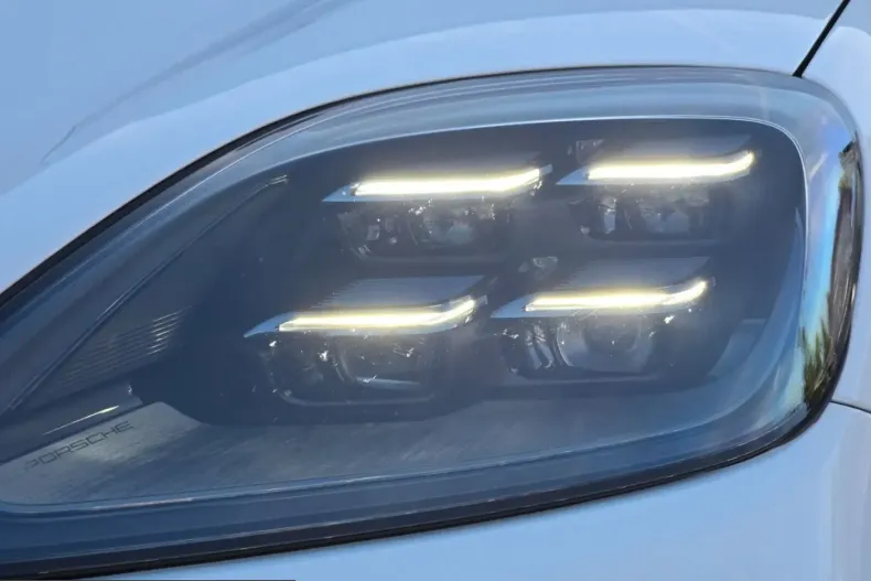 Porsche Cayenne din 2023 cu 18.212 km - oferta POR237895 - foto 11