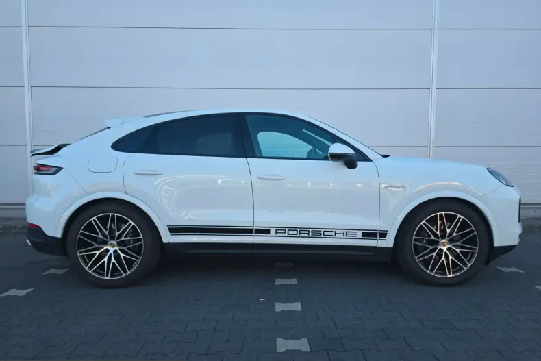 Porsche Cayenne din 2023 cu 18.212 km - oferta POR237895 - foto 23