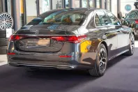 Mercedes-Benz E 220 (Clasa E) din 2025 cu 14.220 km - oferta MER237898 - foto 4