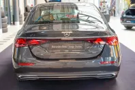 Mercedes-Benz E 220 (Clasa E) din 2025 cu 14.220 km - oferta MER237898 - foto 5