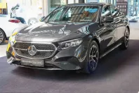 Mercedes-Benz E 220 (Clasa E) din 2025 cu 14.220 km - oferta MER237898 - foto 7