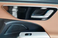 Mercedes-Benz E 220 (Clasa E) din 2025 cu 14.220 km - oferta MER237898 - foto 11