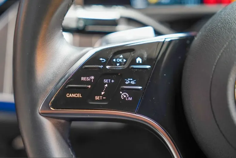 Mercedes-Benz E 220 (Clasa E) din 2025 cu 14.220 km - oferta MER237898 - foto 16