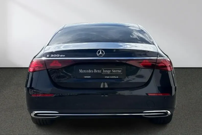 Mercedes-Benz E 300 (Clasa E) din 2024 cu 47.325 km - oferta MER237902 - foto 5