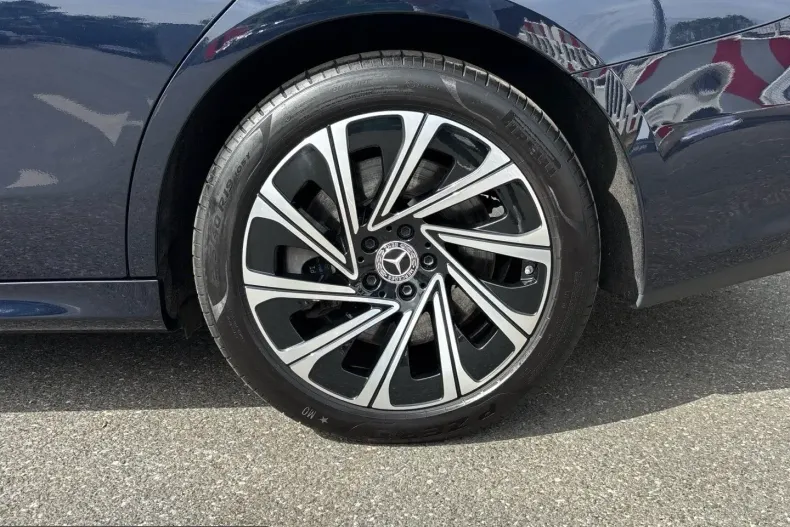 Mercedes-Benz E 300 (Clasa E) din 2024 cu 47.325 km - oferta MER237902 - foto 7