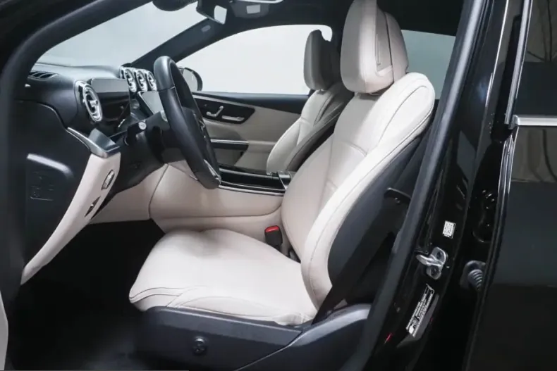 Mercedes-Benz GLC 200 (Clasa GLC) din 2025 cu 25.000 km - oferta MER237913 - foto 6