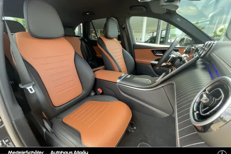 Mercedes-Benz GLC 200 (Clasa GLC) din 2025 cu 14.950 km - oferta MER237917 - foto 10
