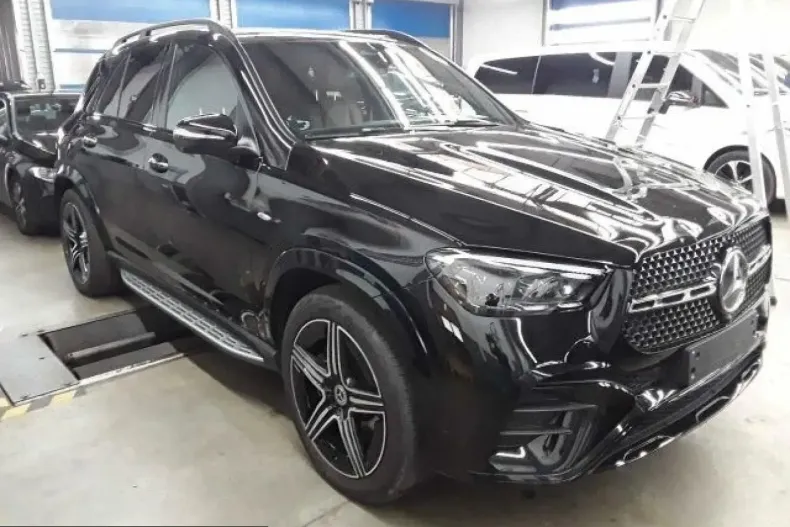 Mercedes-Benz GLE 350 (Clasa GLE) din 2025 cu 6.650 km - oferta MER237927 - foto 3