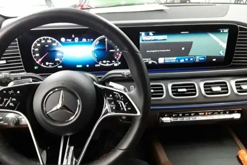 Mercedes-Benz GLE 350 (Clasa GLE) din 2025 cu 6.650 km - oferta MER237929 - foto 10