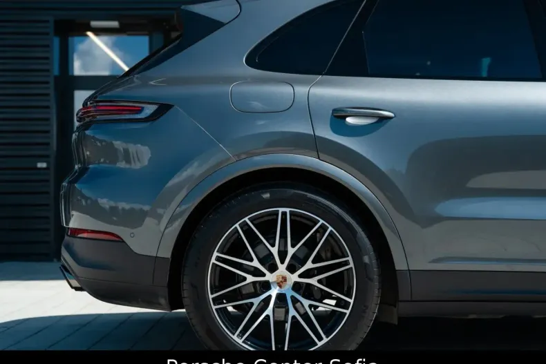 Porsche Cayenne din 2025 cu 18.500 km - oferta POR237931 - foto 47
