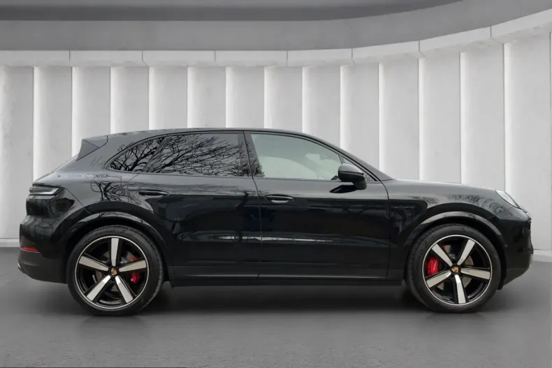 Porsche Cayenne din 2024 cu 29.500 km - oferta POR237932 - foto 8