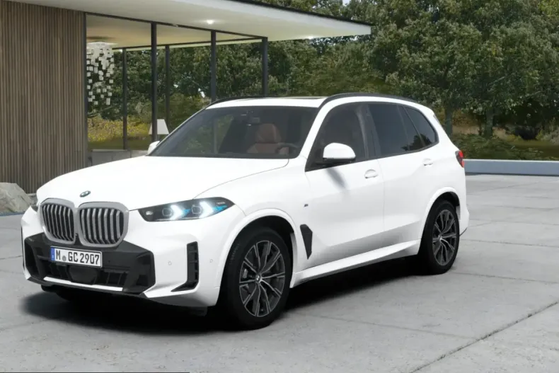 BMW X5 (Seria X) din 2025 cu 8.630 km - oferta BMW237943 - foto 1