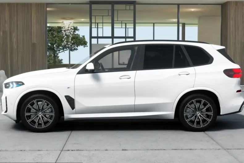BMW X5 (Seria X) din 2025 cu 8.630 km - oferta BMW237943 - foto 3