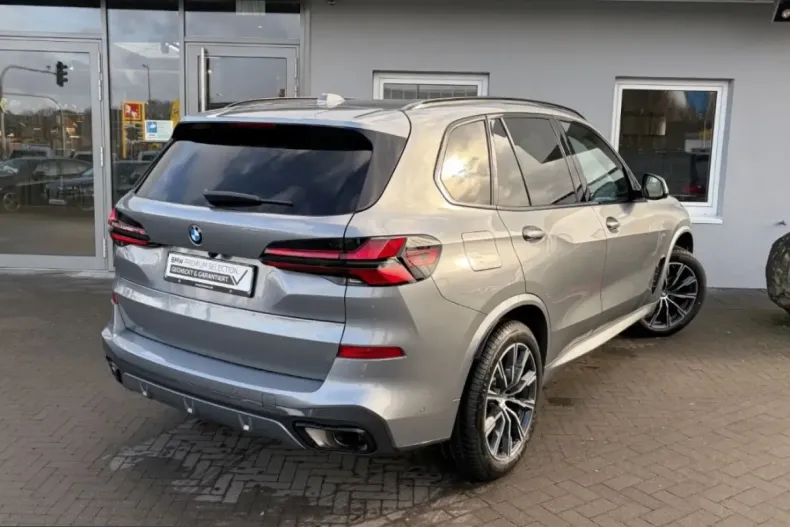 BMW X5 (Seria X) din 2024 cu 5.607 km - oferta BMW237945 - foto 3
