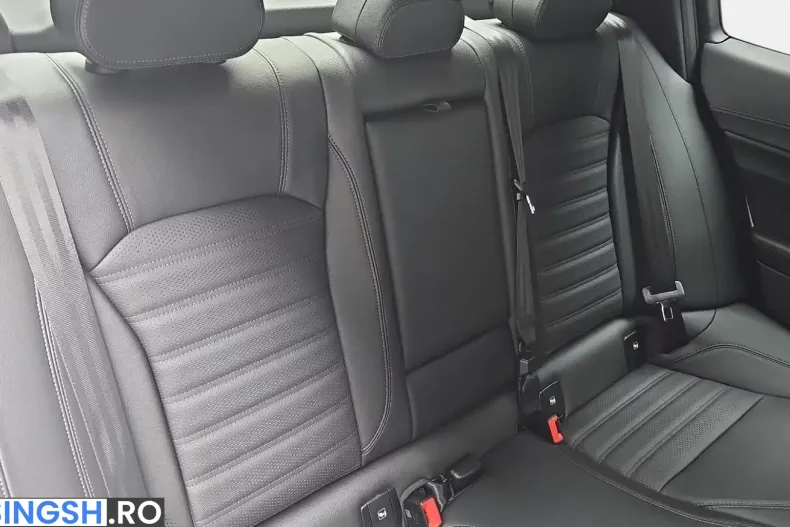Alfa Romeo Giulia din 2025 cu 9.420 km - oferta ALF237949 - foto 11