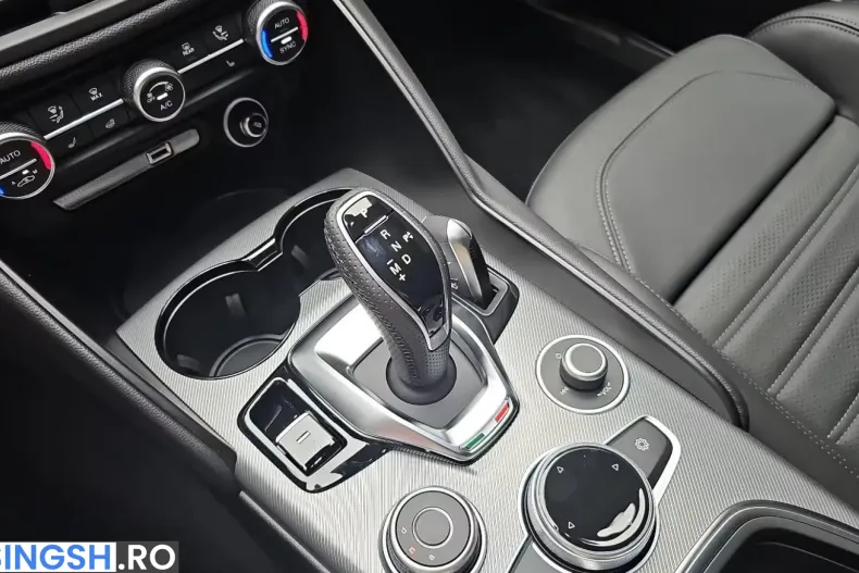 Alfa Romeo Giulia din 2025 cu 9.420 km - oferta ALF237949 - foto 15