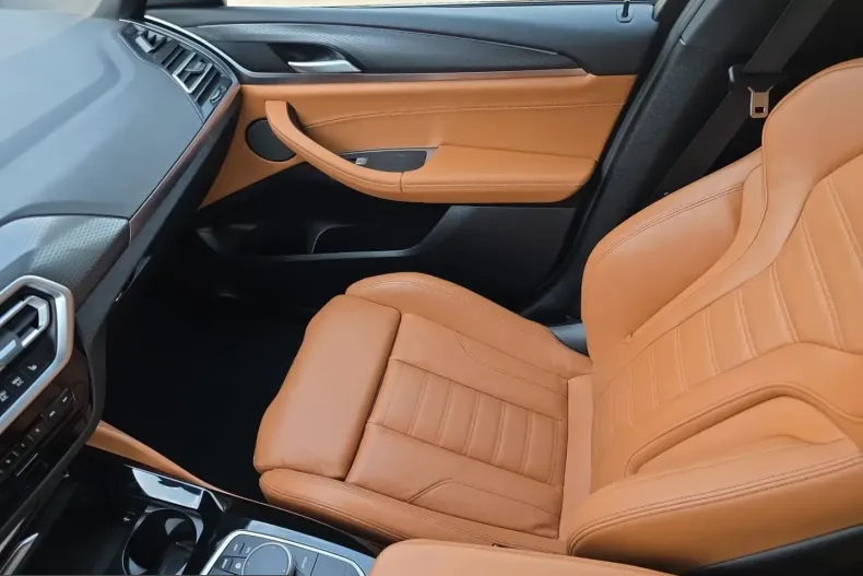 BMW X4 (Seria X) din 2024 cu 68.300 km - oferta BMW237956 - foto 18
