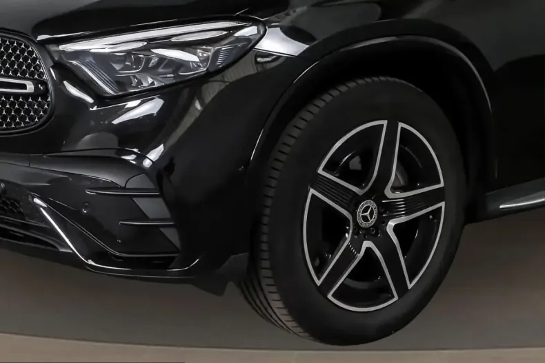 Mercedes-Benz GLC 220 (Clasa GLC) din 2025 cu 21.800 km - oferta MER237957 - foto 4