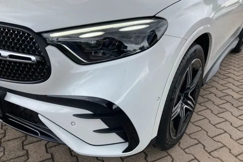 Mercedes-Benz GLC 200 (Clasa GLC) din 2025 cu 14.700 km - oferta MER237965 - foto 8