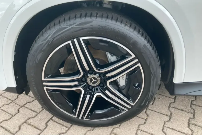 Mercedes-Benz GLC 200 (Clasa GLC) din 2025 cu 14.700 km - oferta MER237965 - foto 9